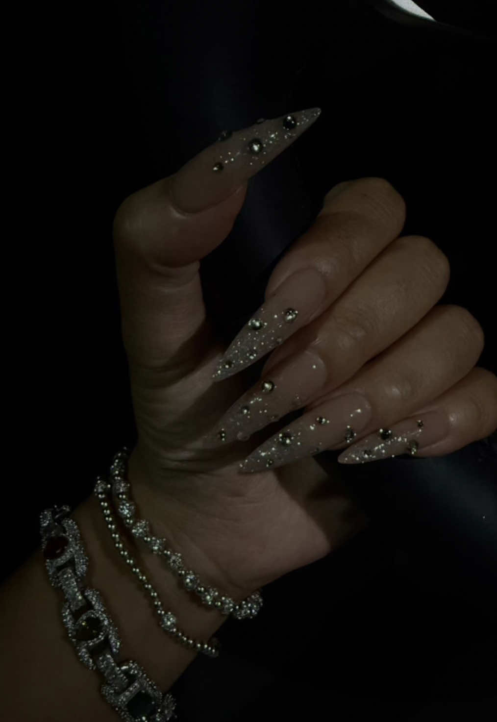 @velvetatnight