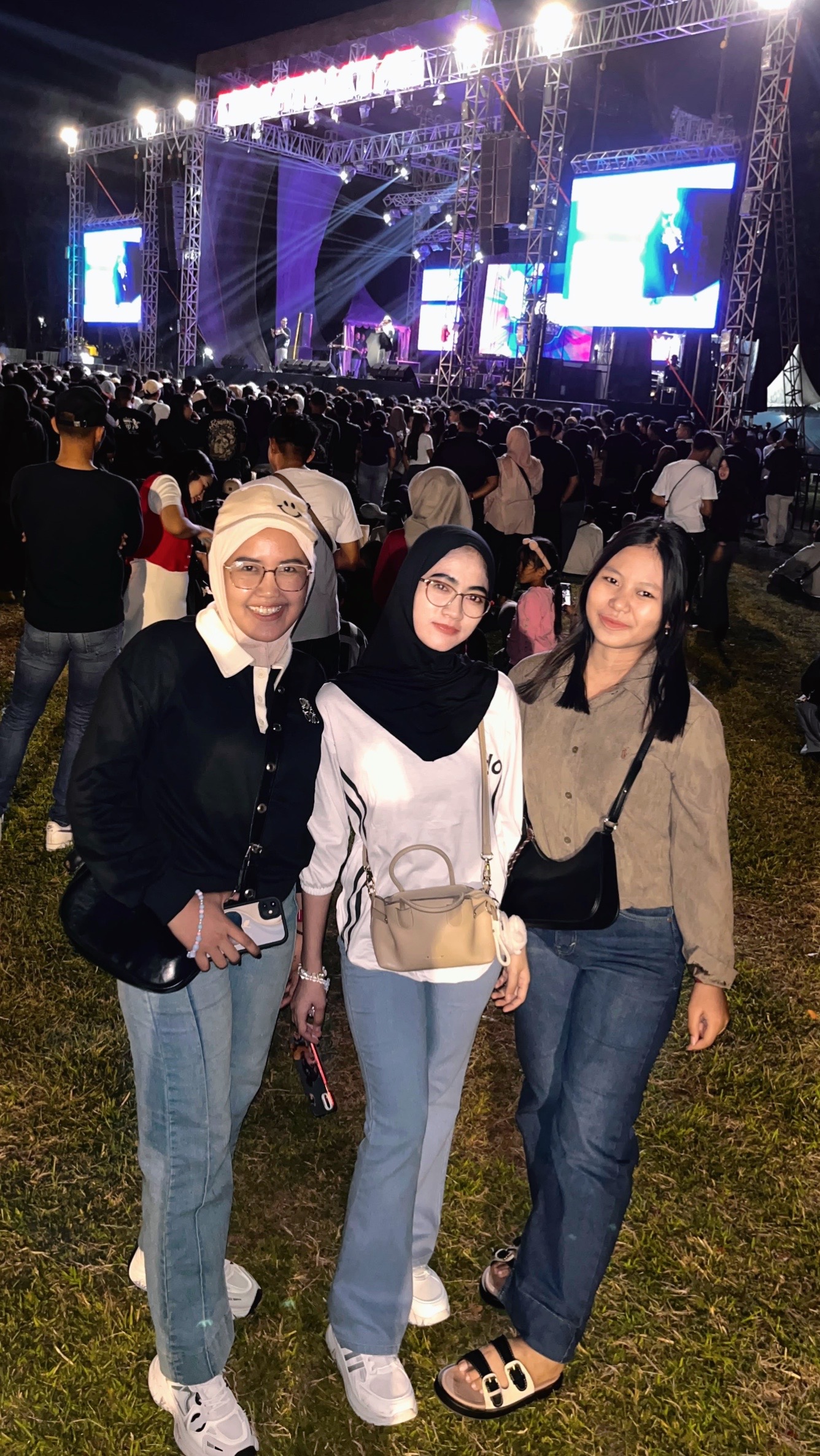 @Ayuss (Ayu sukma)