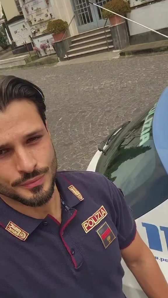 @👮&zwj;♂️🚔#ragazzidellavolante113