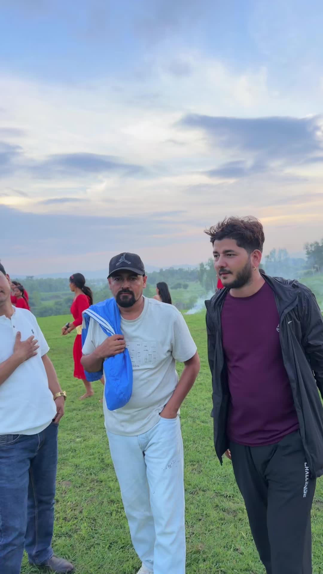@OleeVlogs🇳🇵
