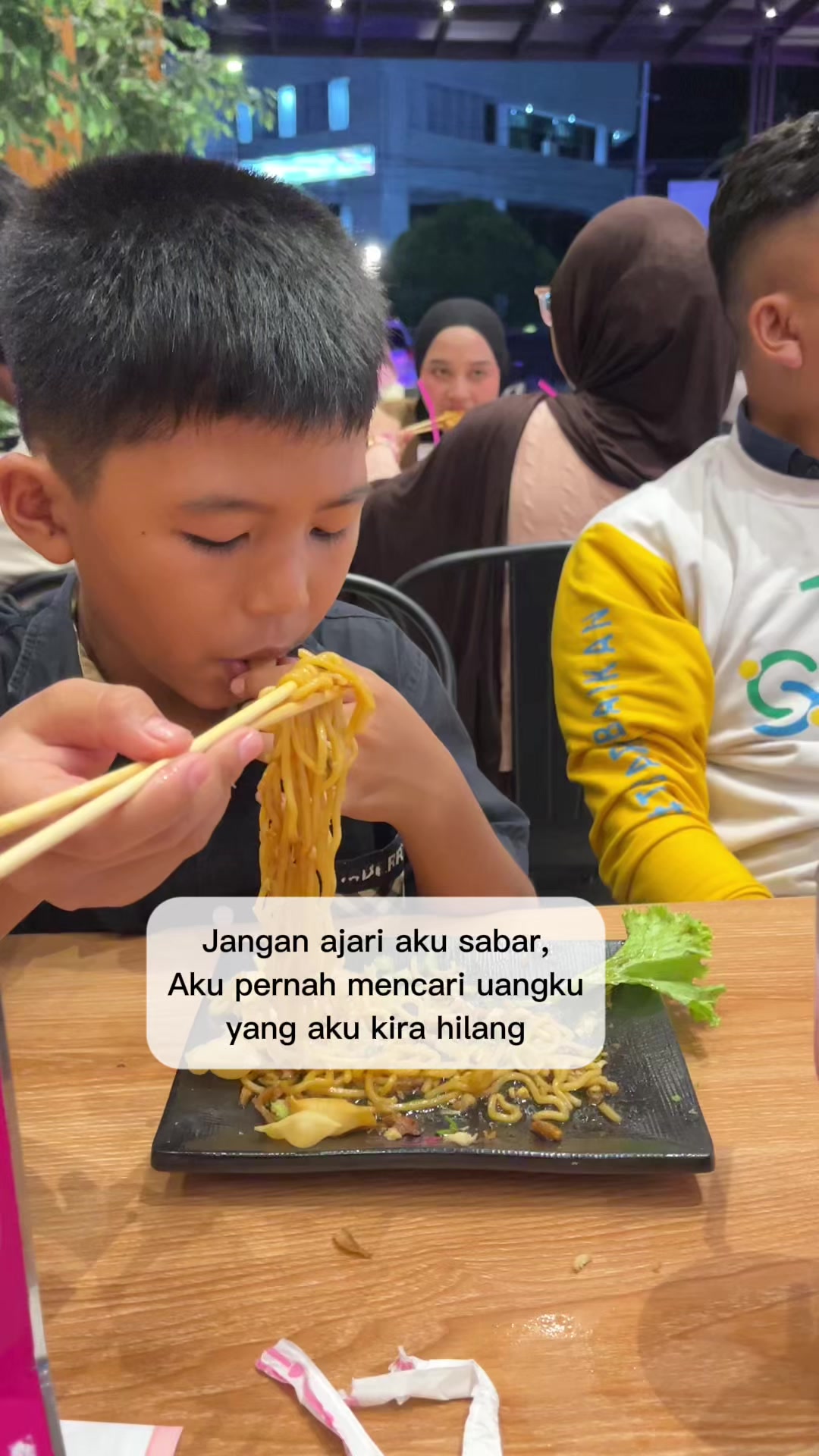 @Nur Hajjah R