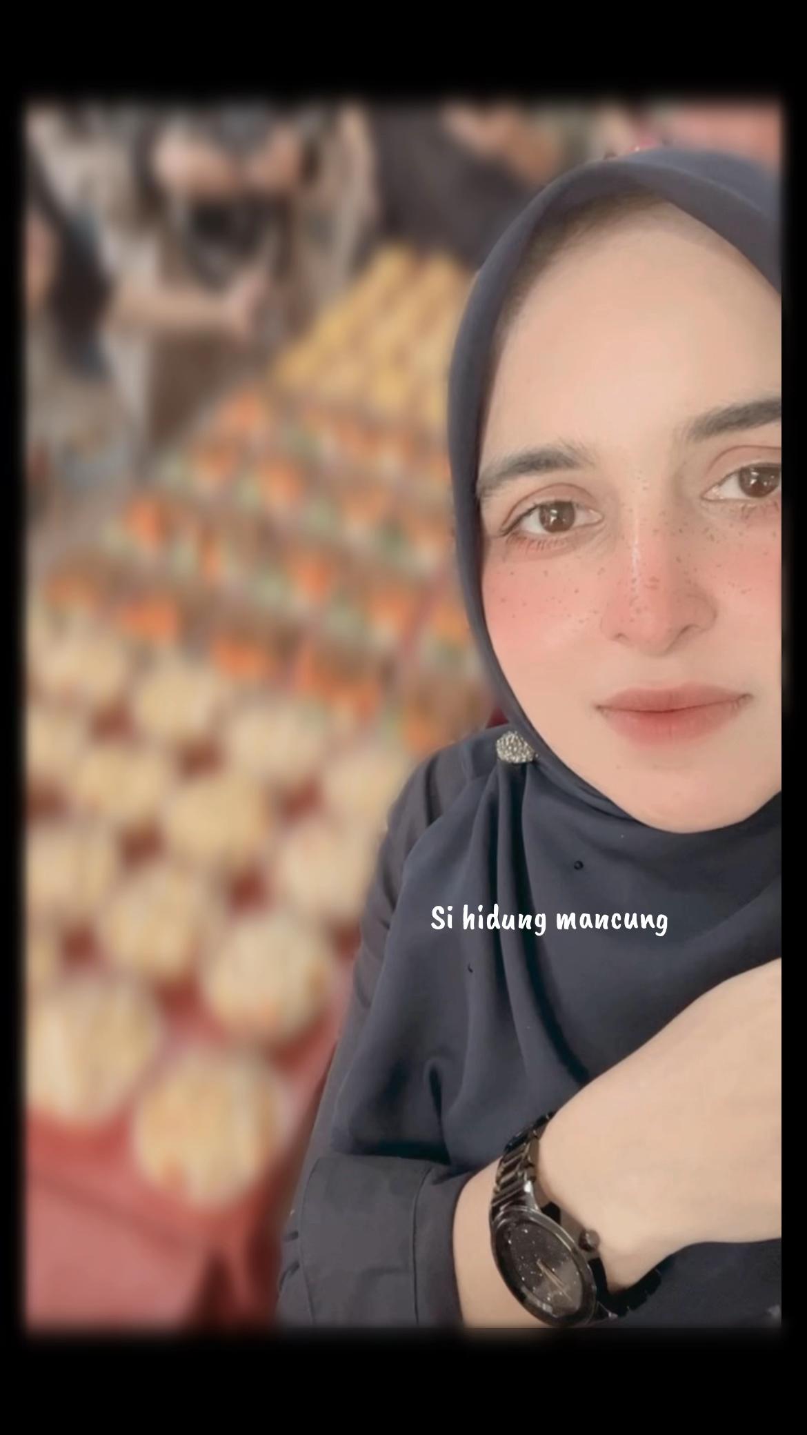 @si_hidungmancungmiela