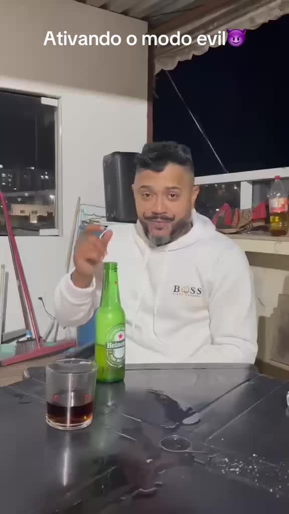 @Helder Rodriguez330