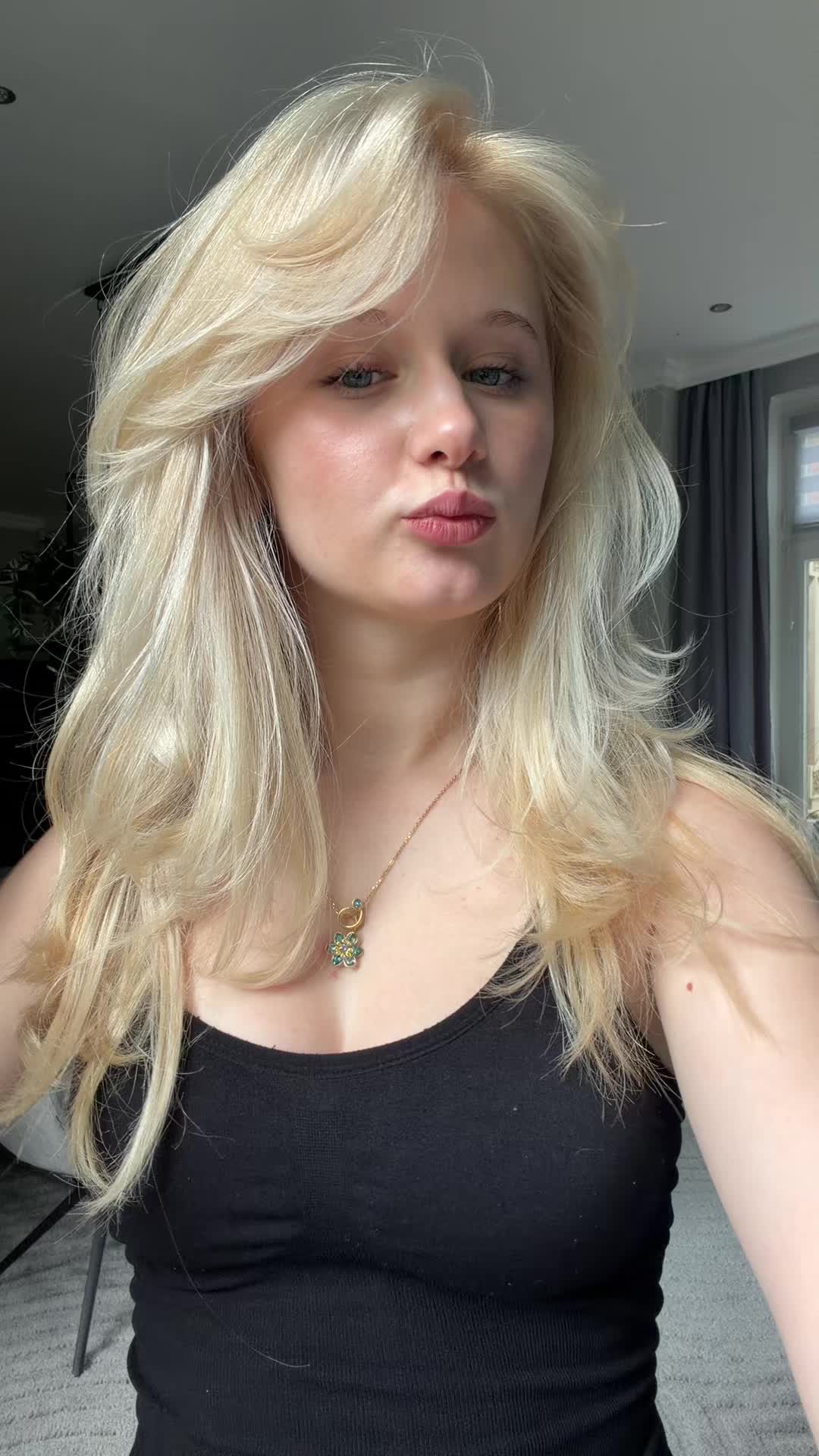 @𝐓𝐢𝐥𝐥𝐲☀️