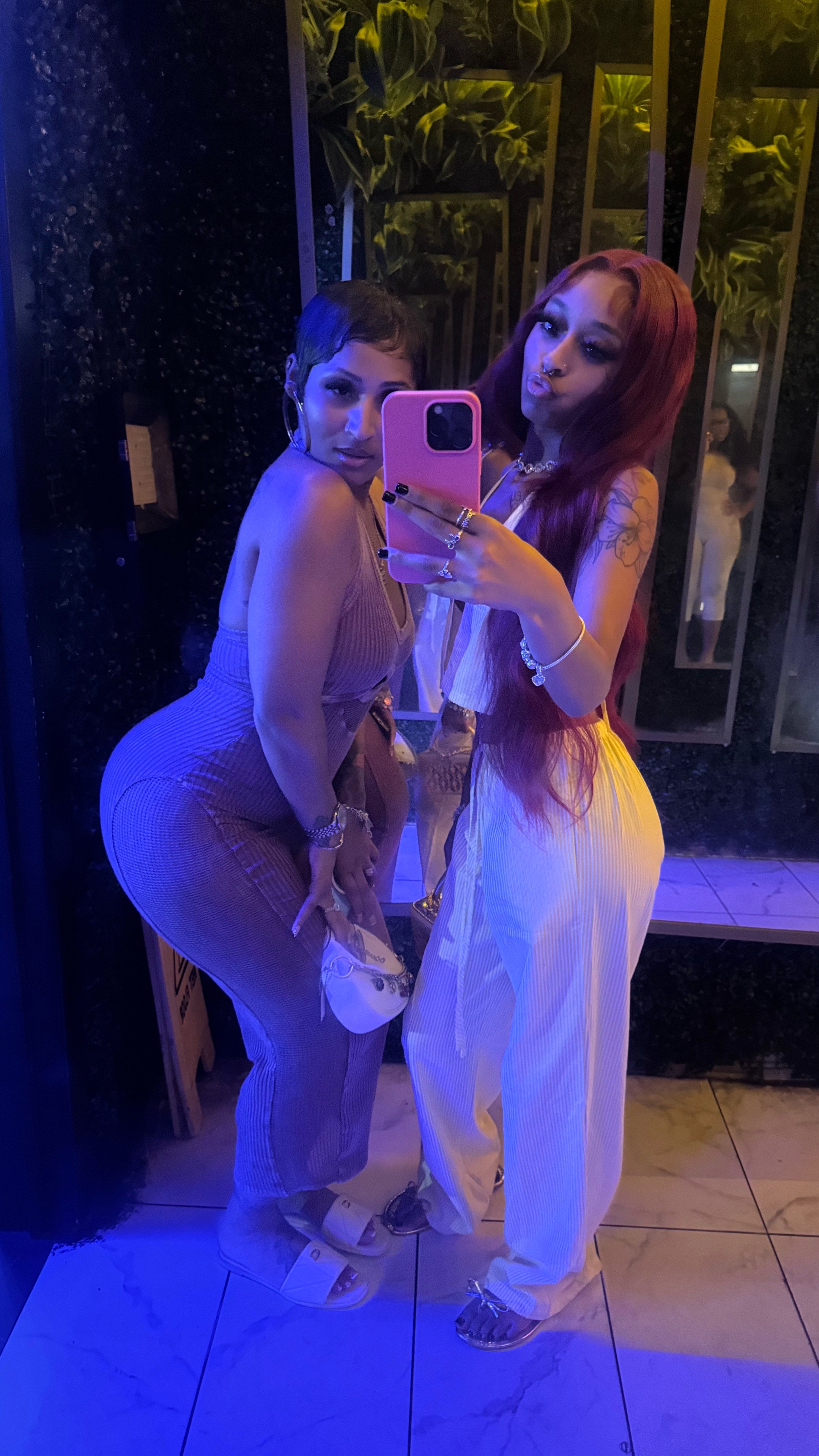 @niyahmfsanaye