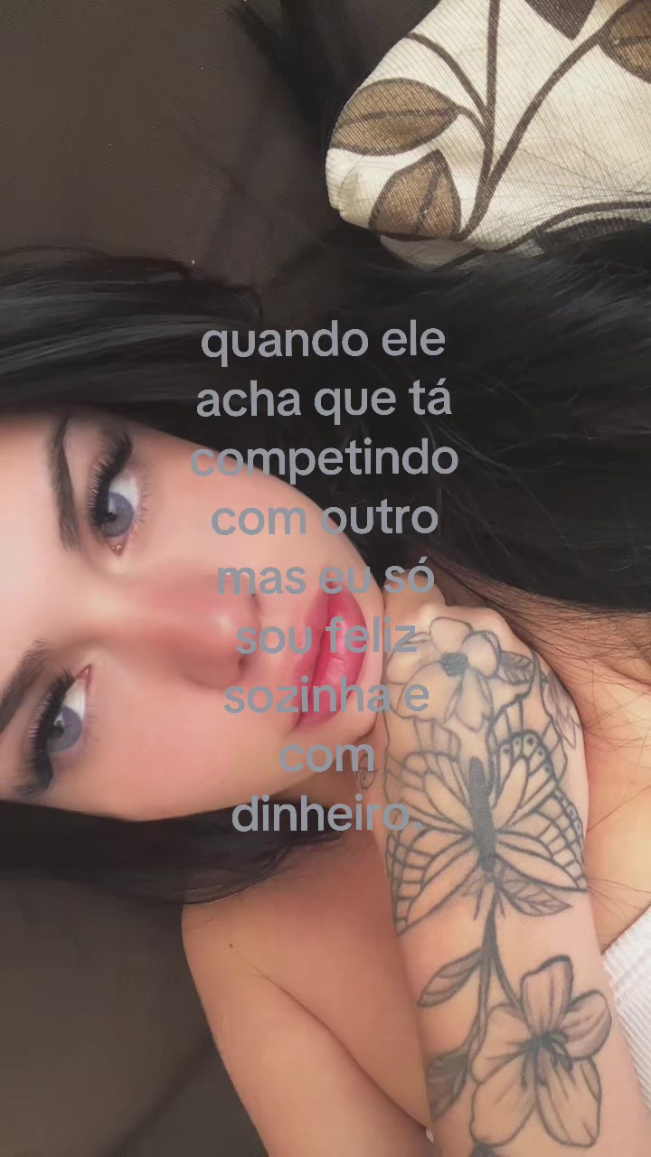 @Livia Amaral👸🏻