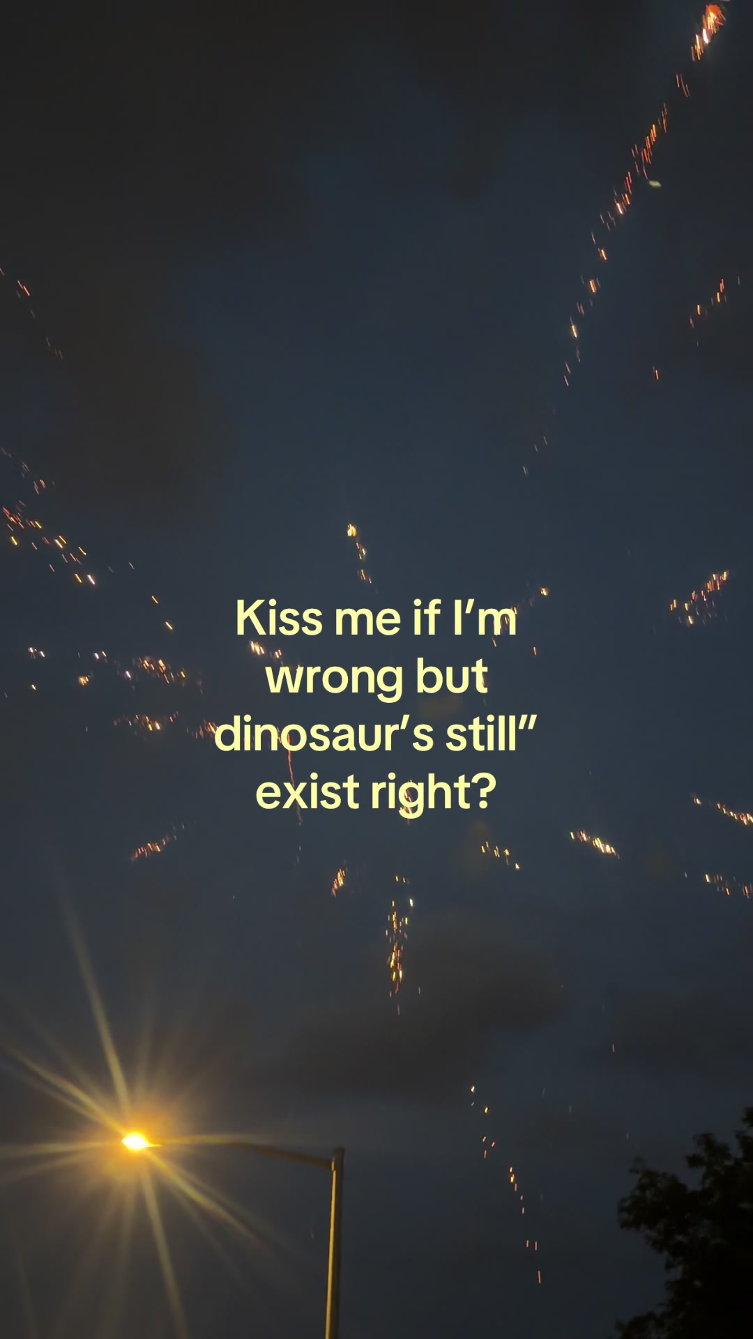 @𝐈 𝐟𝐨𝐥𝐥𝐨𝐰 𝐛𝐚𝐜𝐤