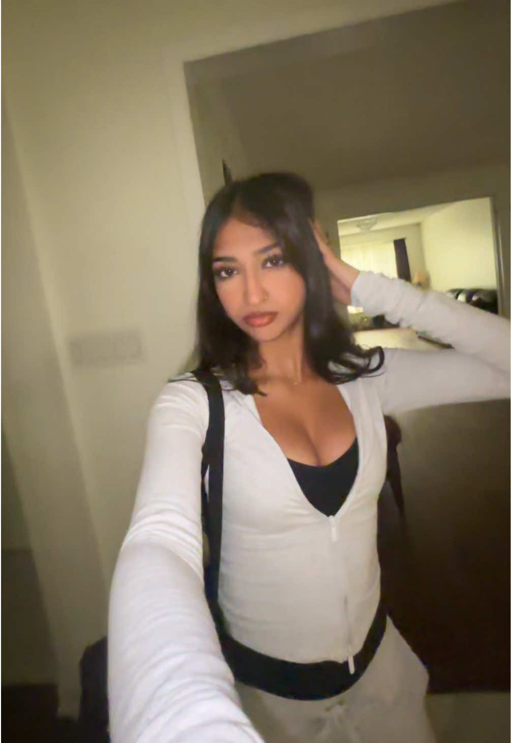 @d<3