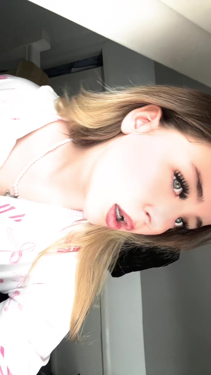 @𝒜𝓂ℯ𝓁𝒾𝒶 𝒸𝒶𝓁𝒹𝓌ℯ𝓁𝓁