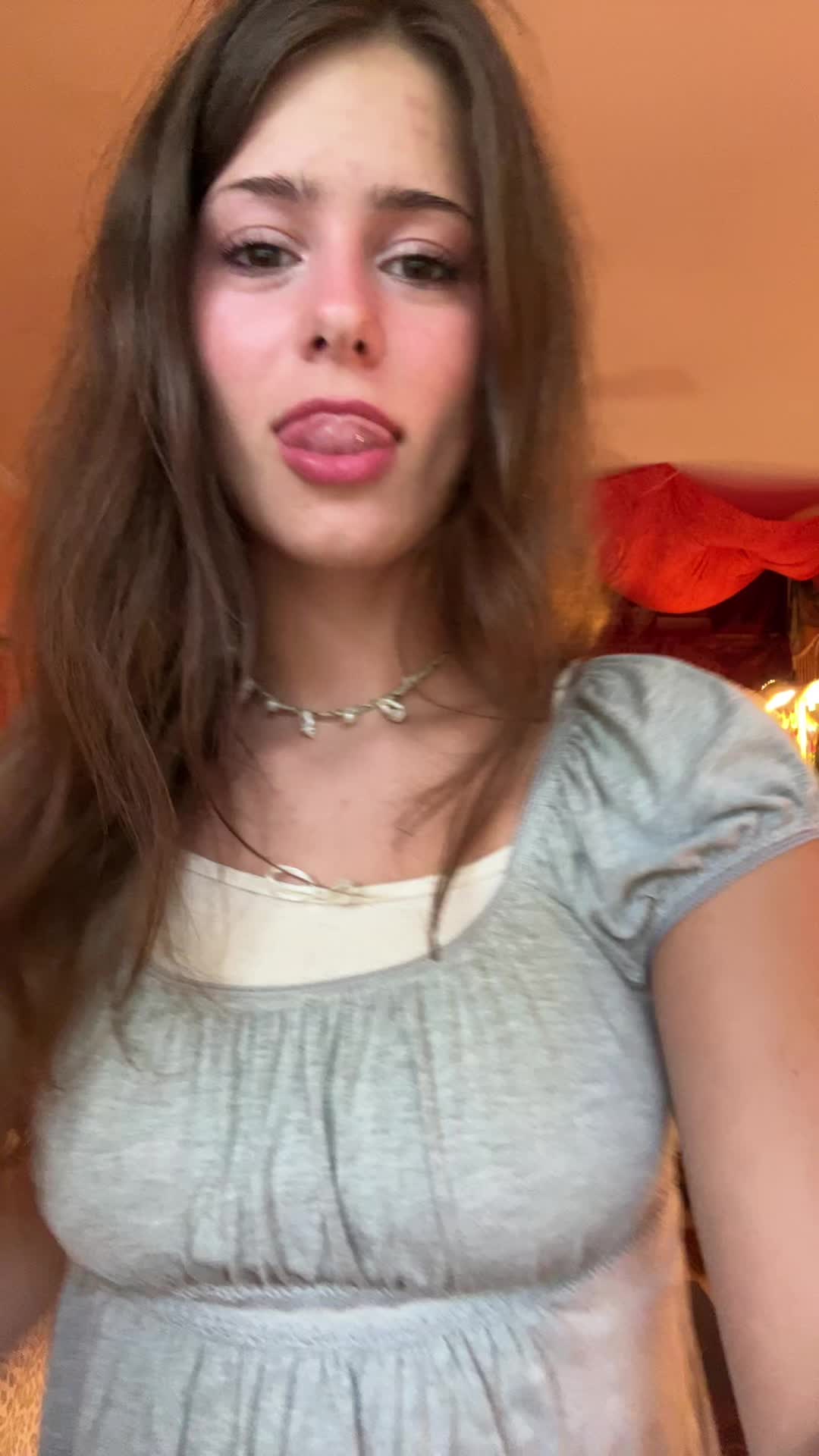 @clara