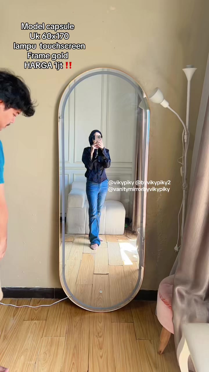 @Vikypiky