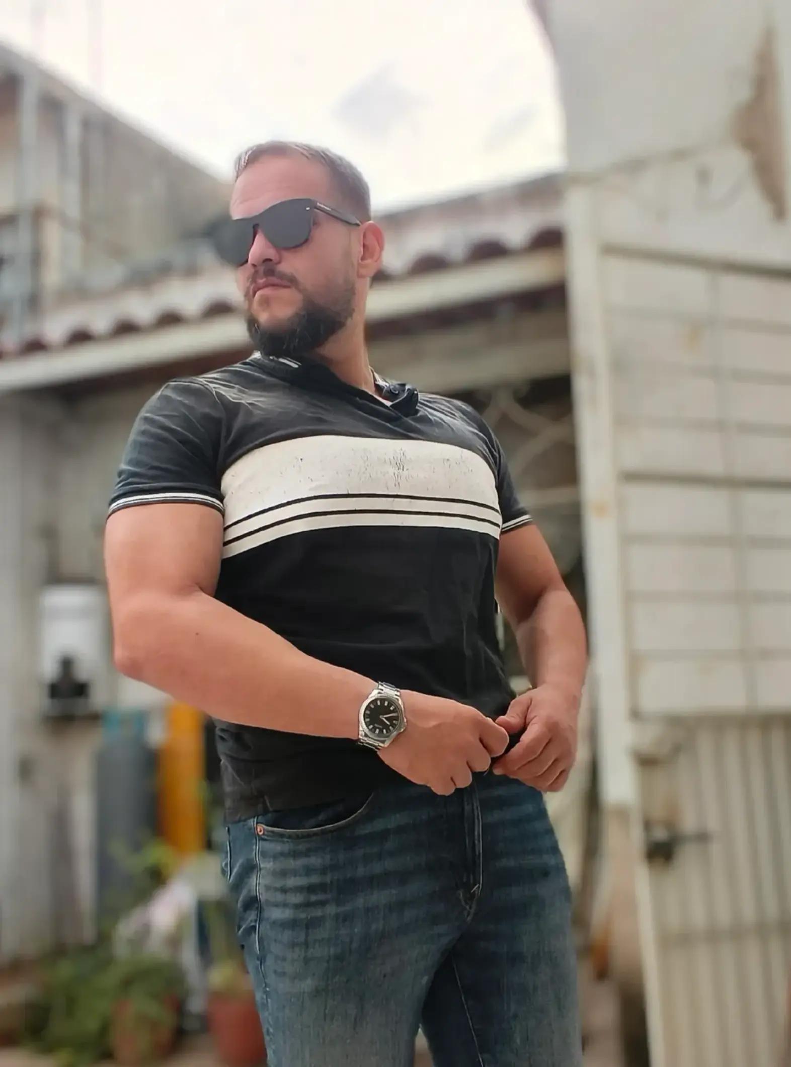@H&eacute;ctor