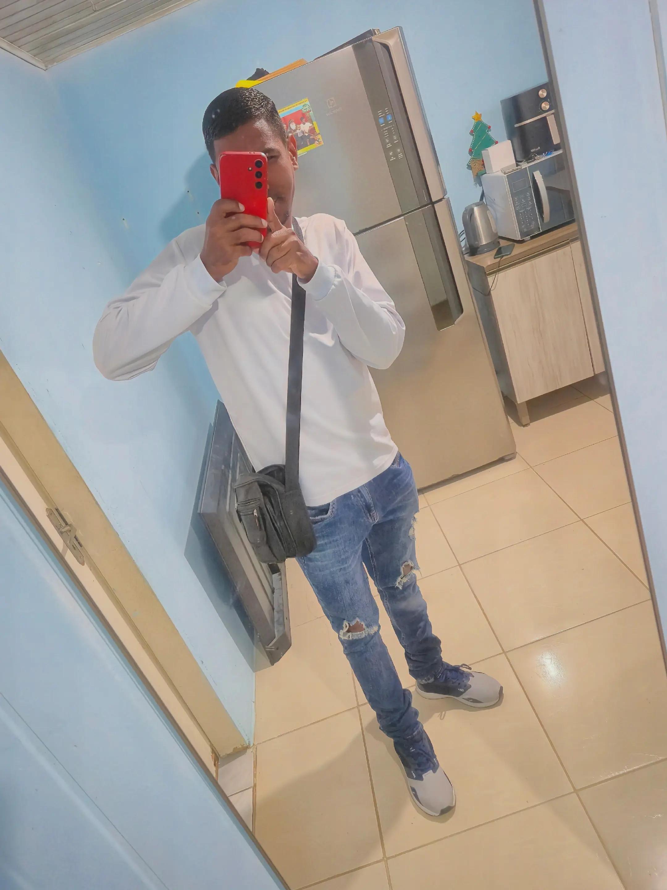 @djdanielmix