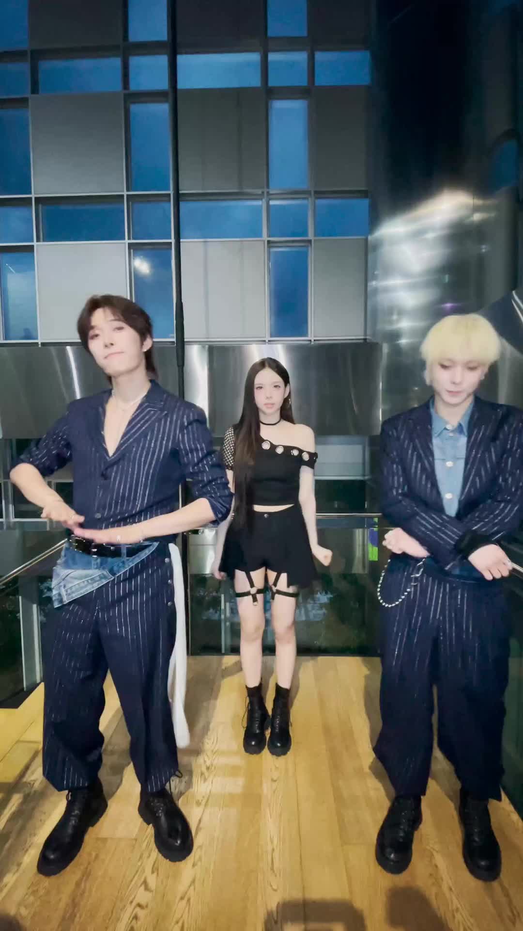 @UDTT (우당탕탕 소녀단)