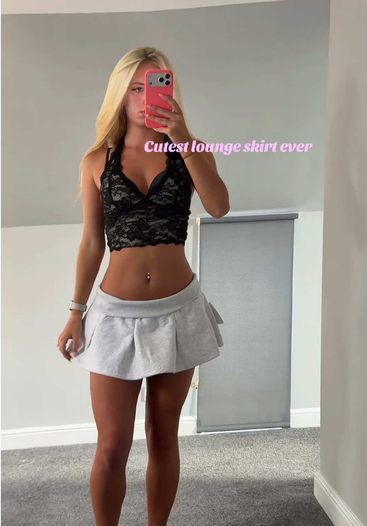 @BelleRosieHoward★