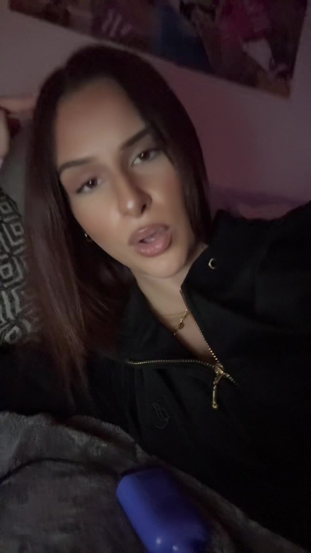 @𝑳𝒐𝒍𝒂🍒