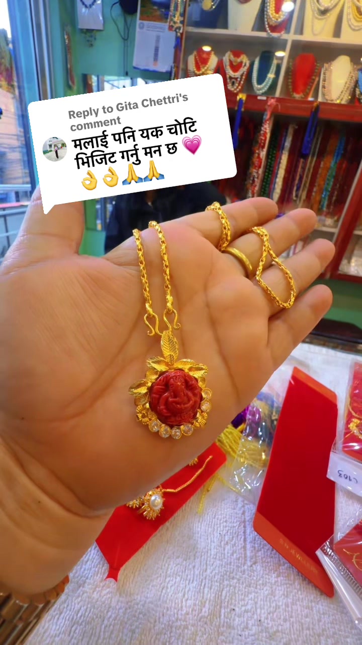 @🧿Divya thakuri 🧿( designer )
