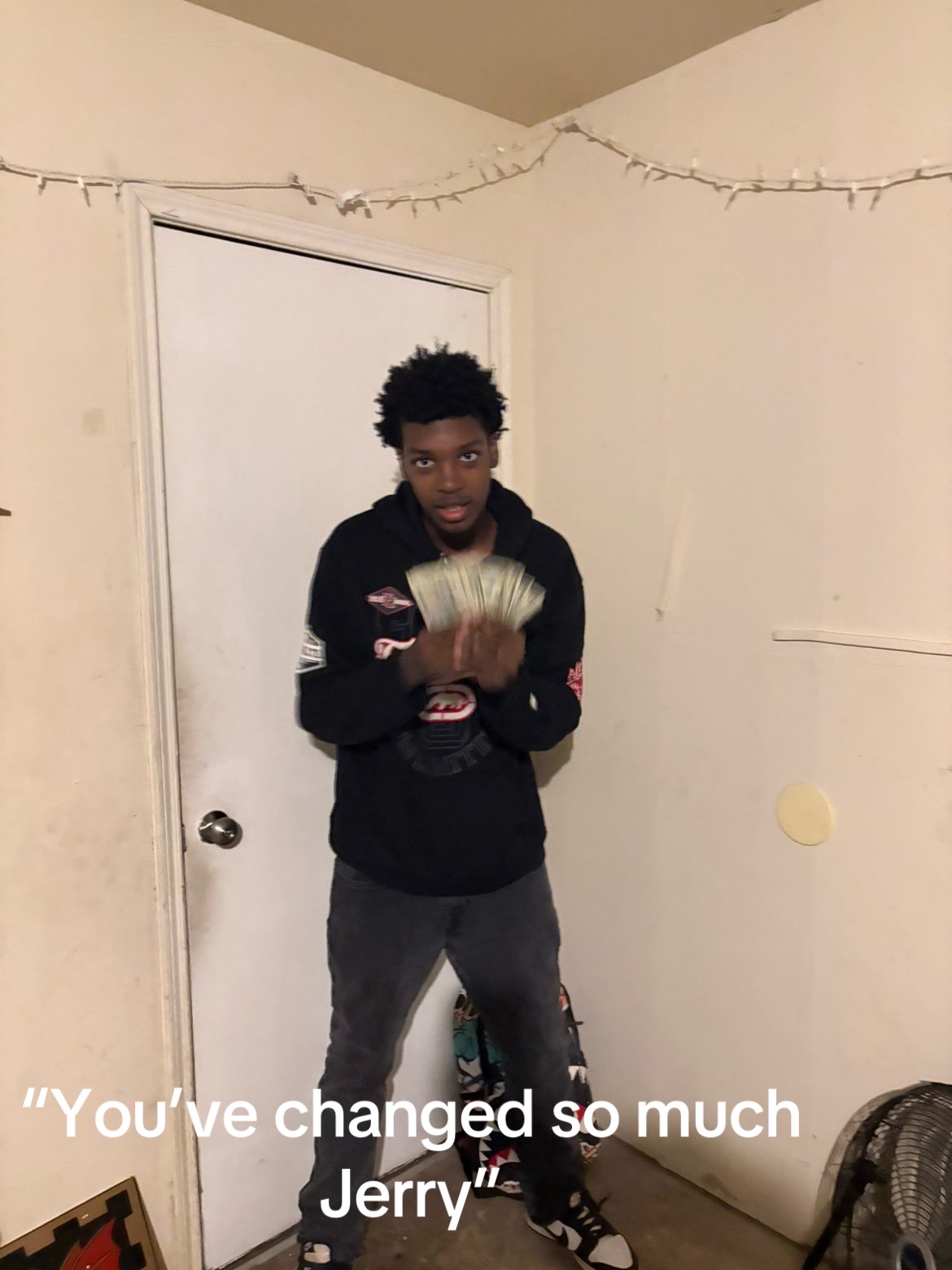 @Jay🫩