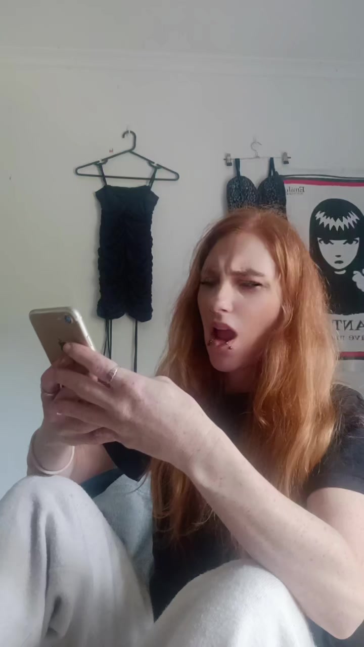 @Lilsparkledevil