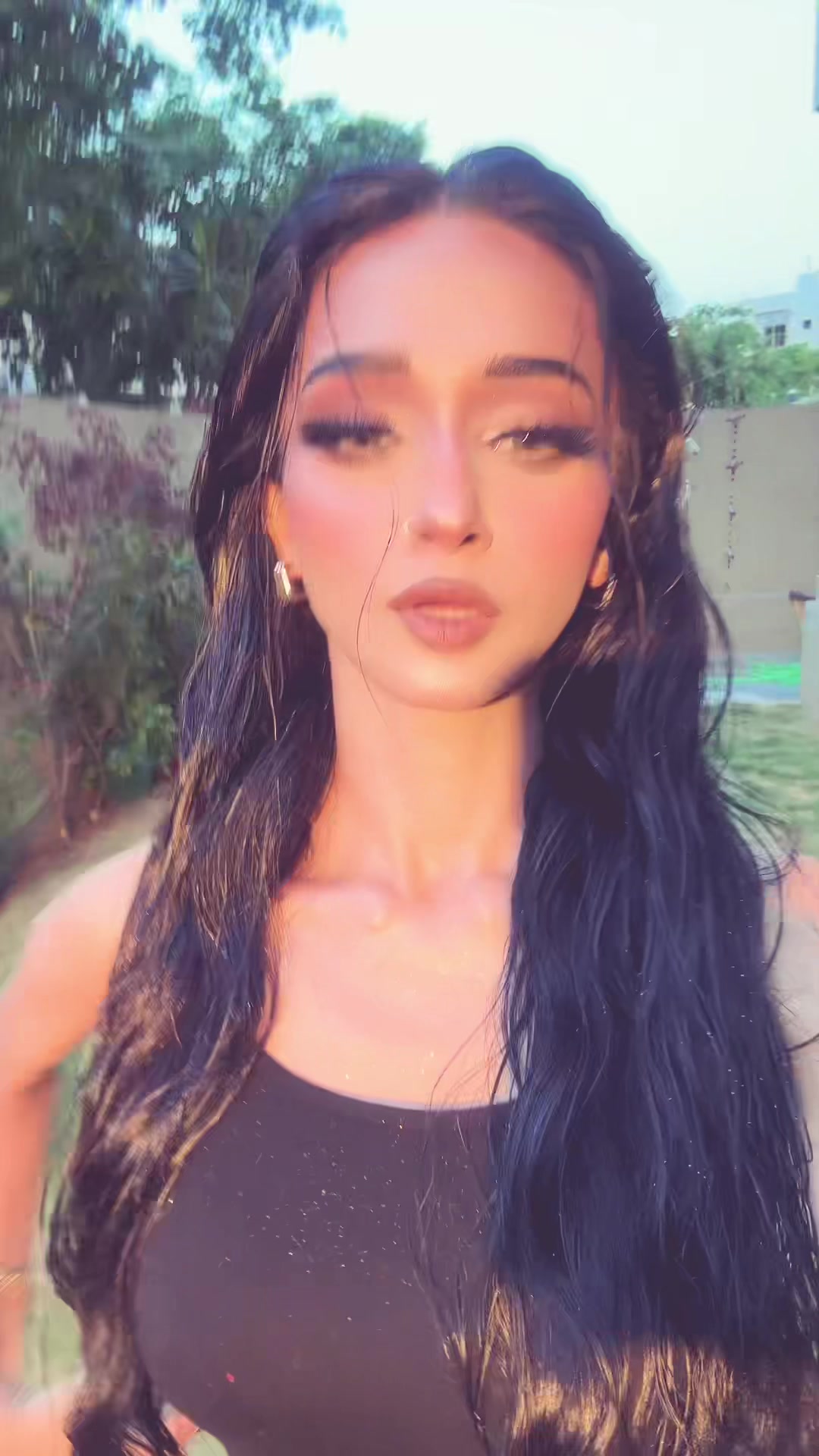 @ayeshaazhar_official