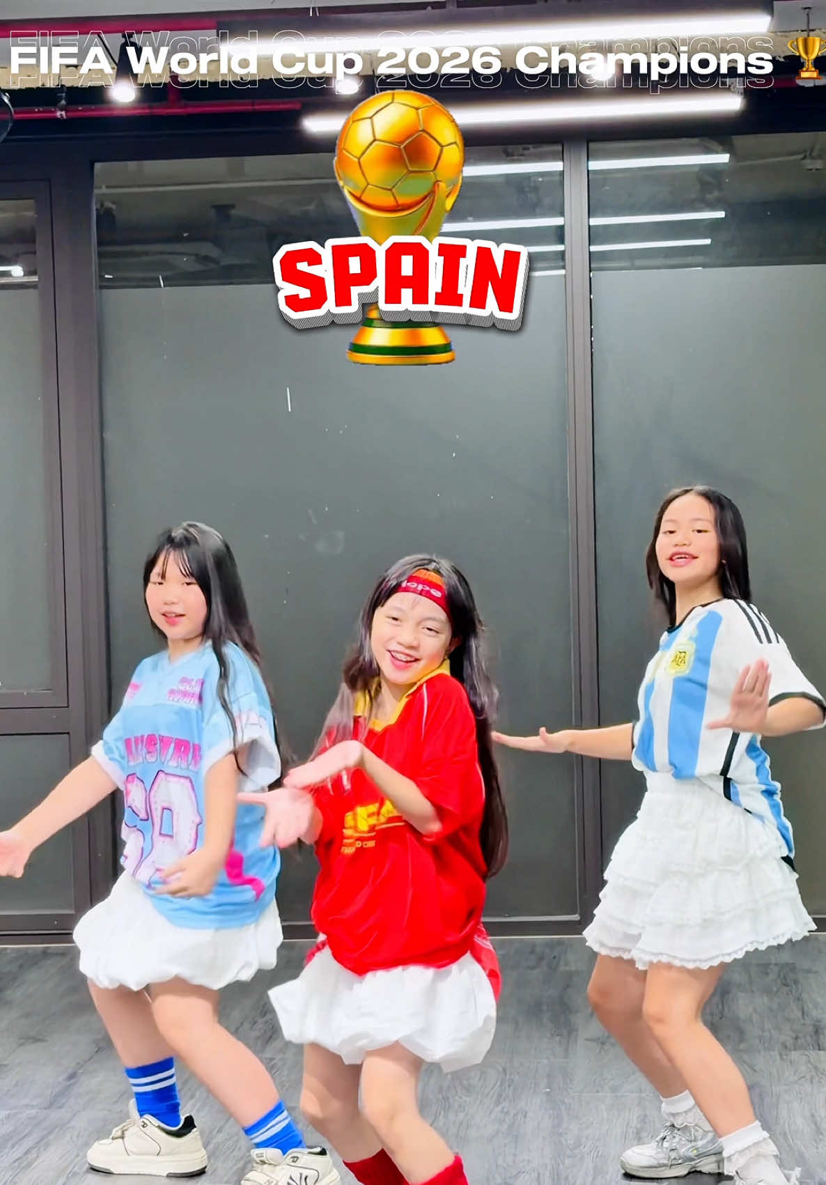 @L&ecirc; Ngọc Vy (Bella)