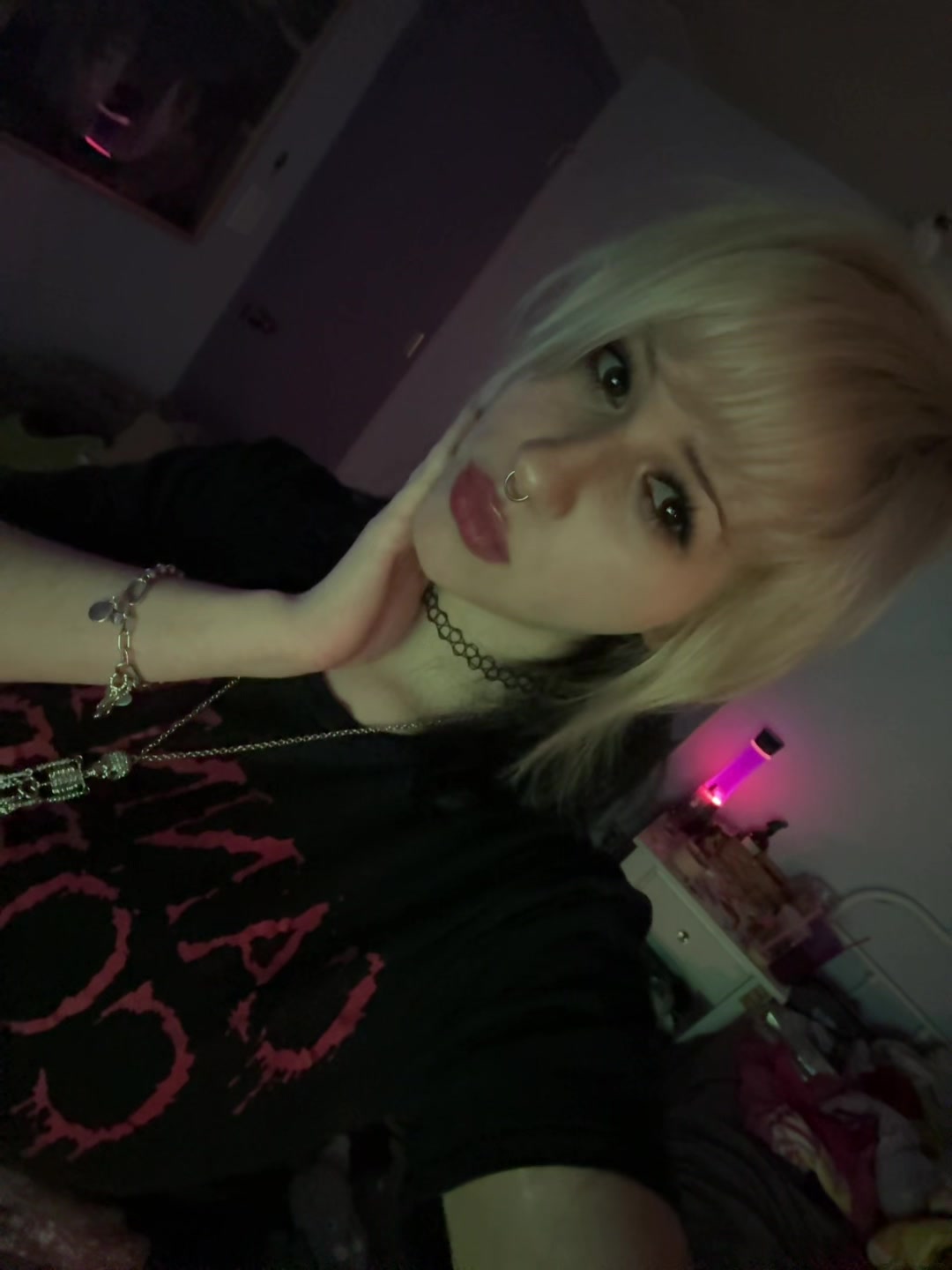 @Ellie ★