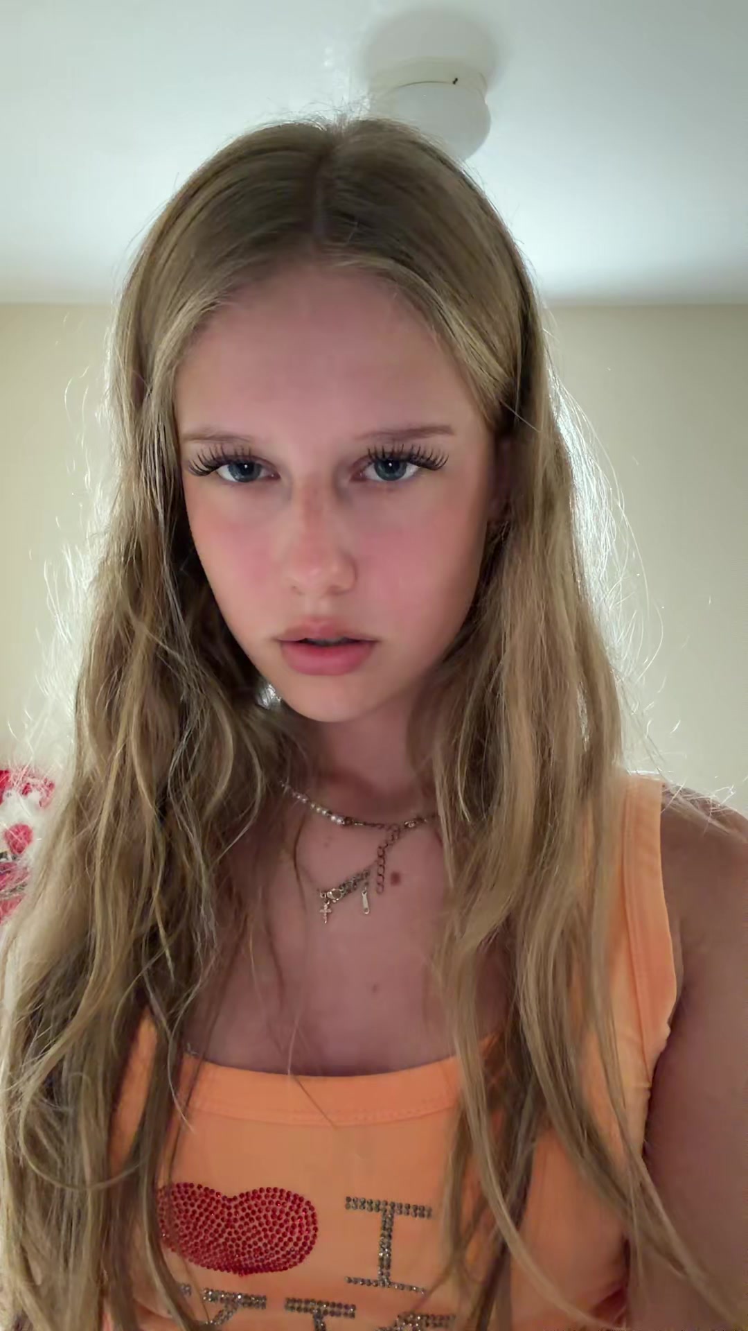 @🦄