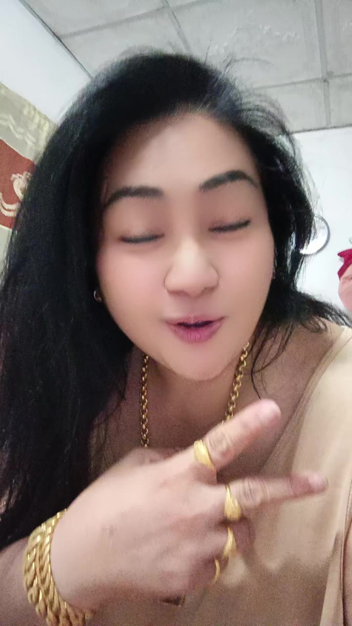 @ชุลีพร ใจเย็น