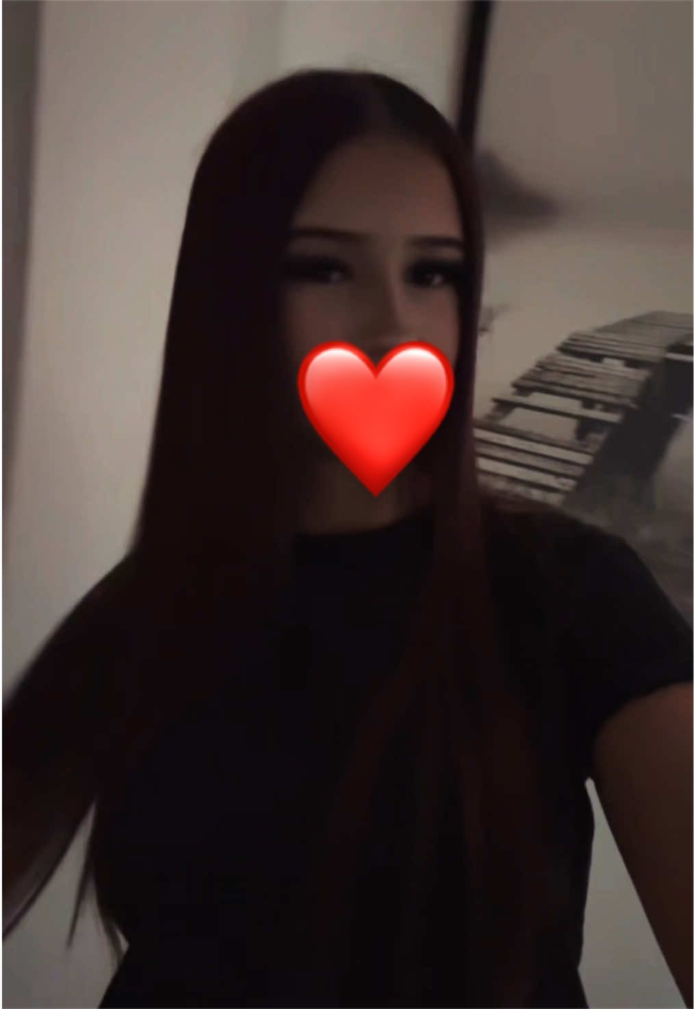 @sofia🐰