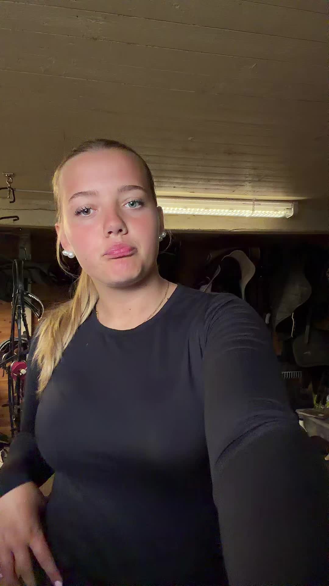 @&Auml;ngla❤️