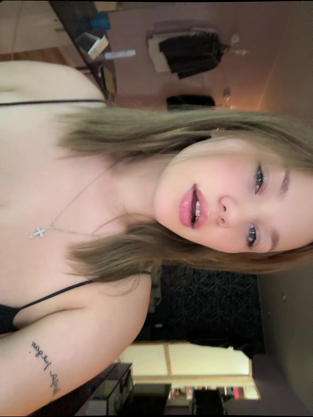 @сашенька.
