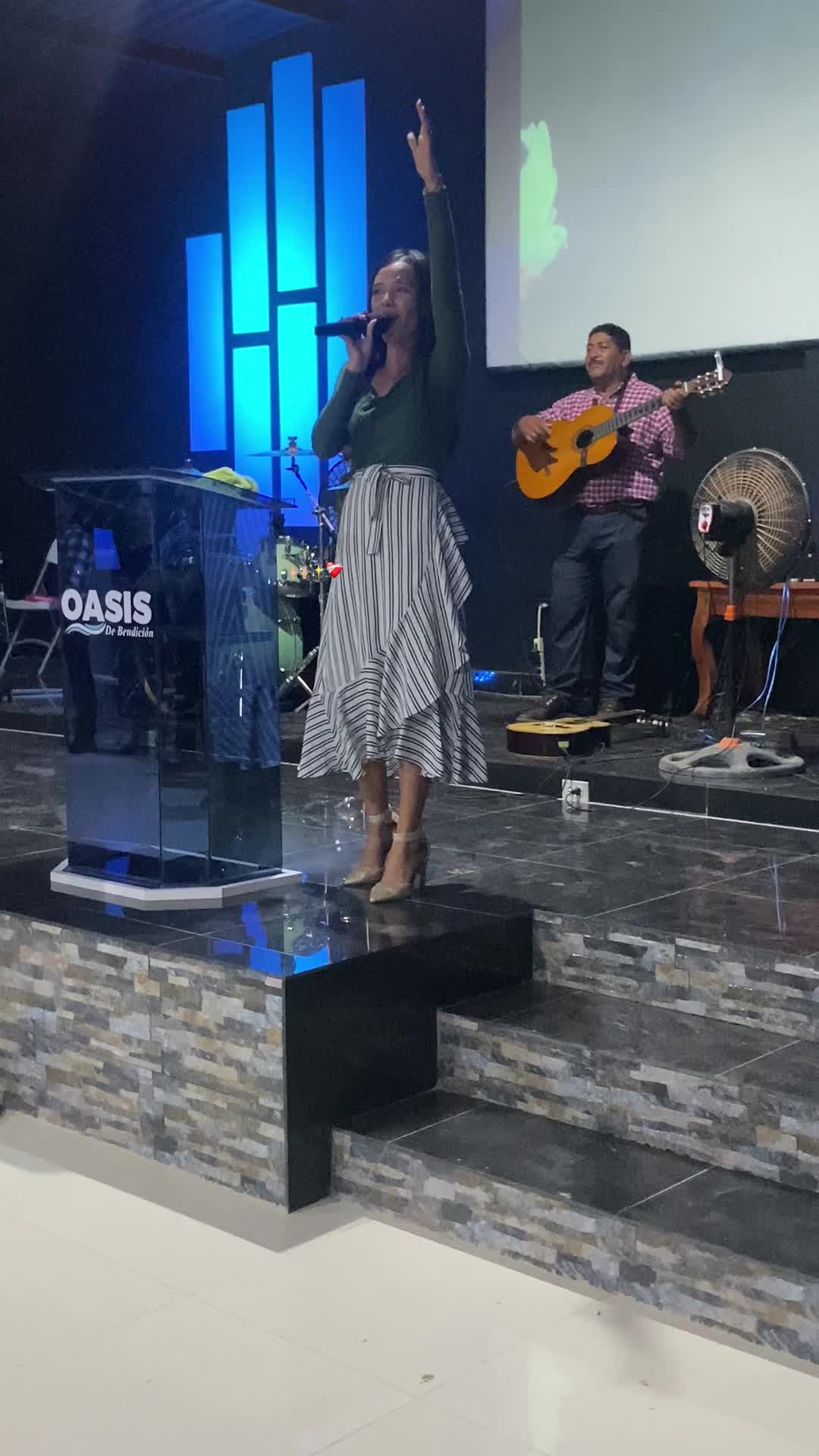 @🎤🧡𝓓𝓪𝓻𝔂 𝓜𝓾𝓼𝓲𝓬🎶🌸