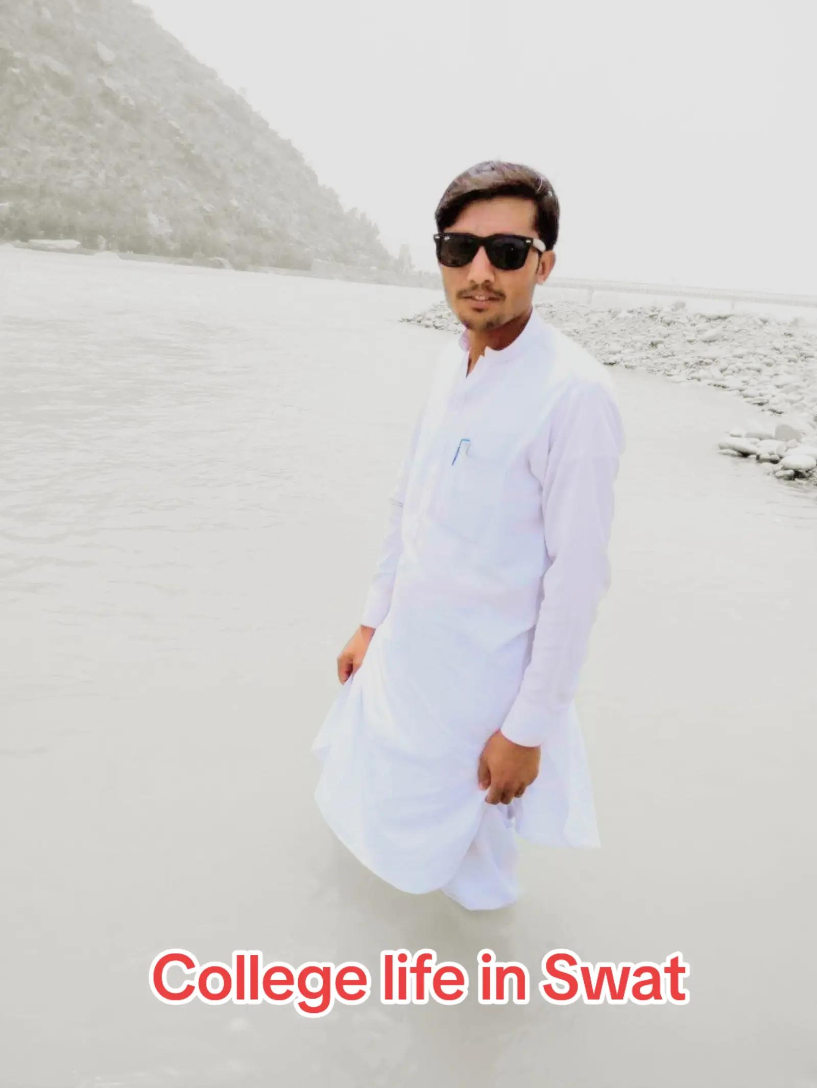 @NAVEED KHAN 🇬🇧🇬🇧🇬🇧