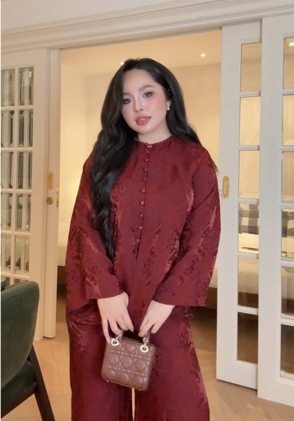 @L&ecirc; Thị Kh&aacute;nh Linh