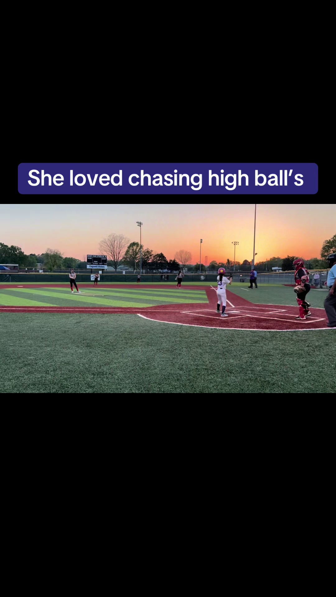 @Jaclyn Collins ✏️🥎📣