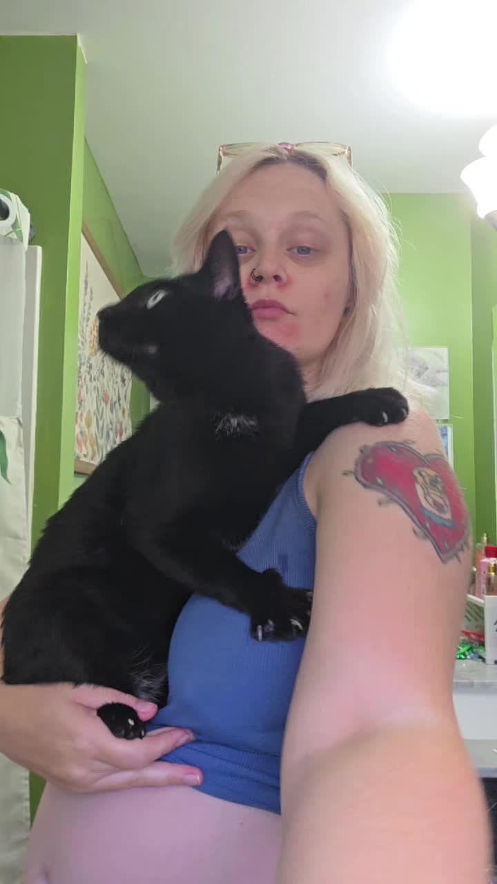 @EmieWonders