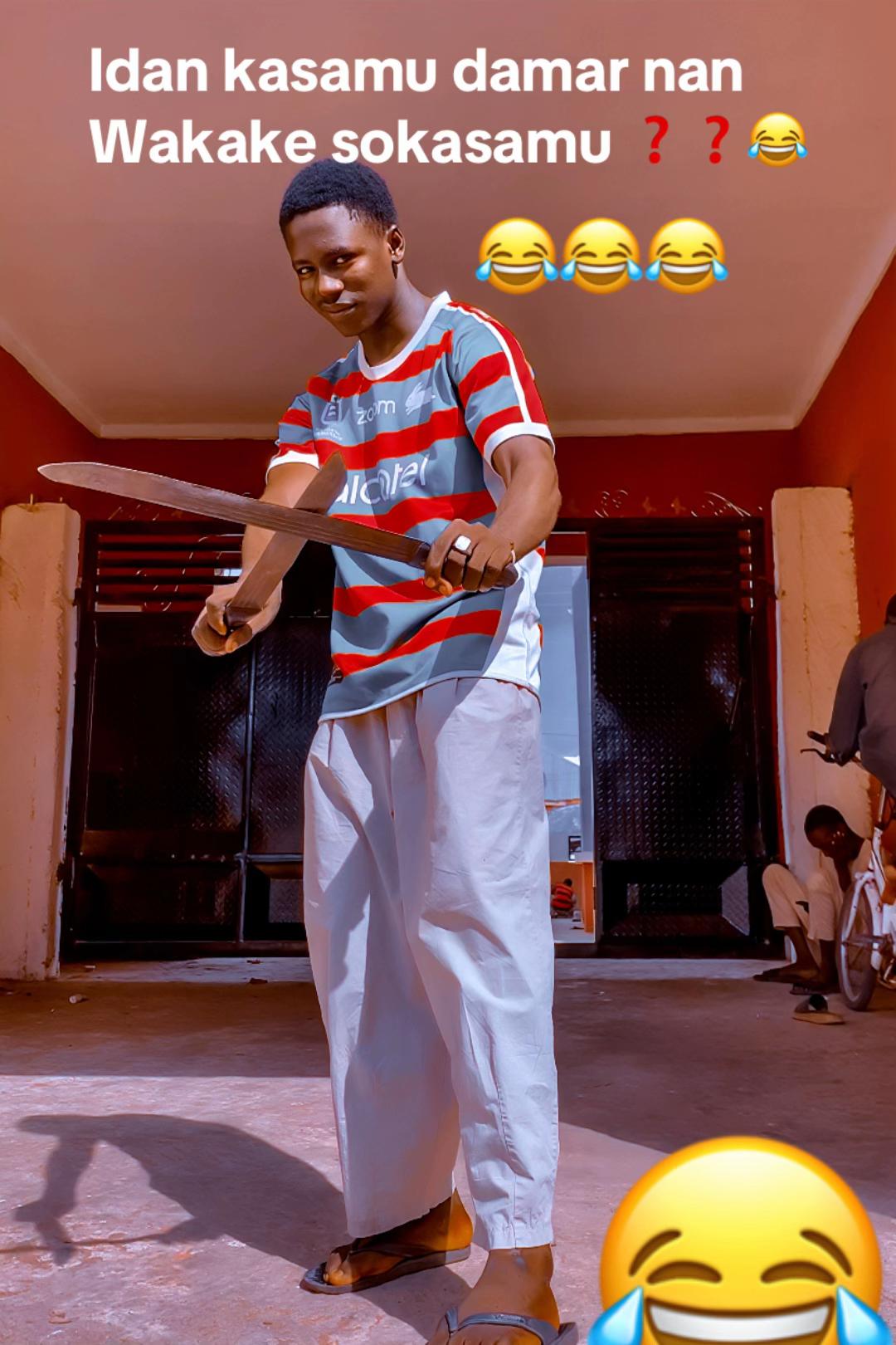 @P A COMEDIAN   