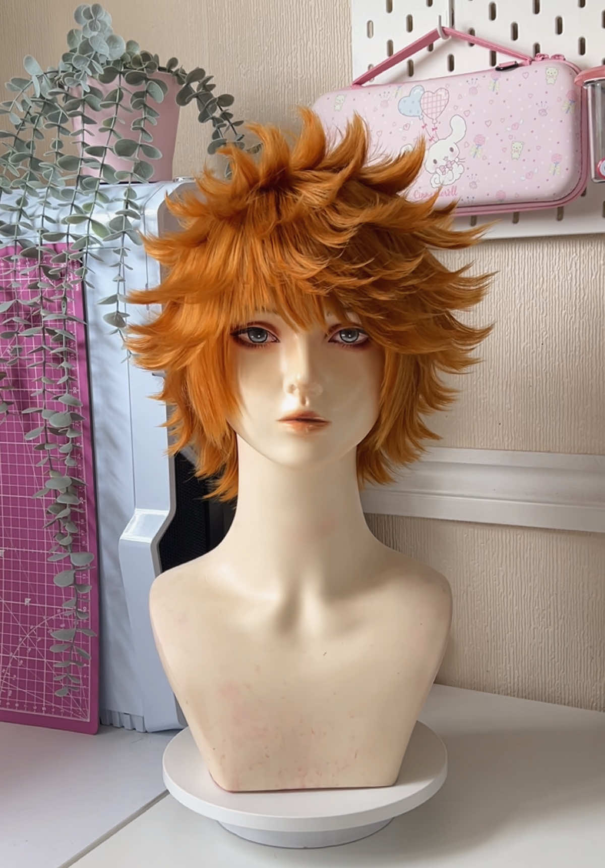 @WolfianWigs ✄ ૮ &bull; ﻌ - ა