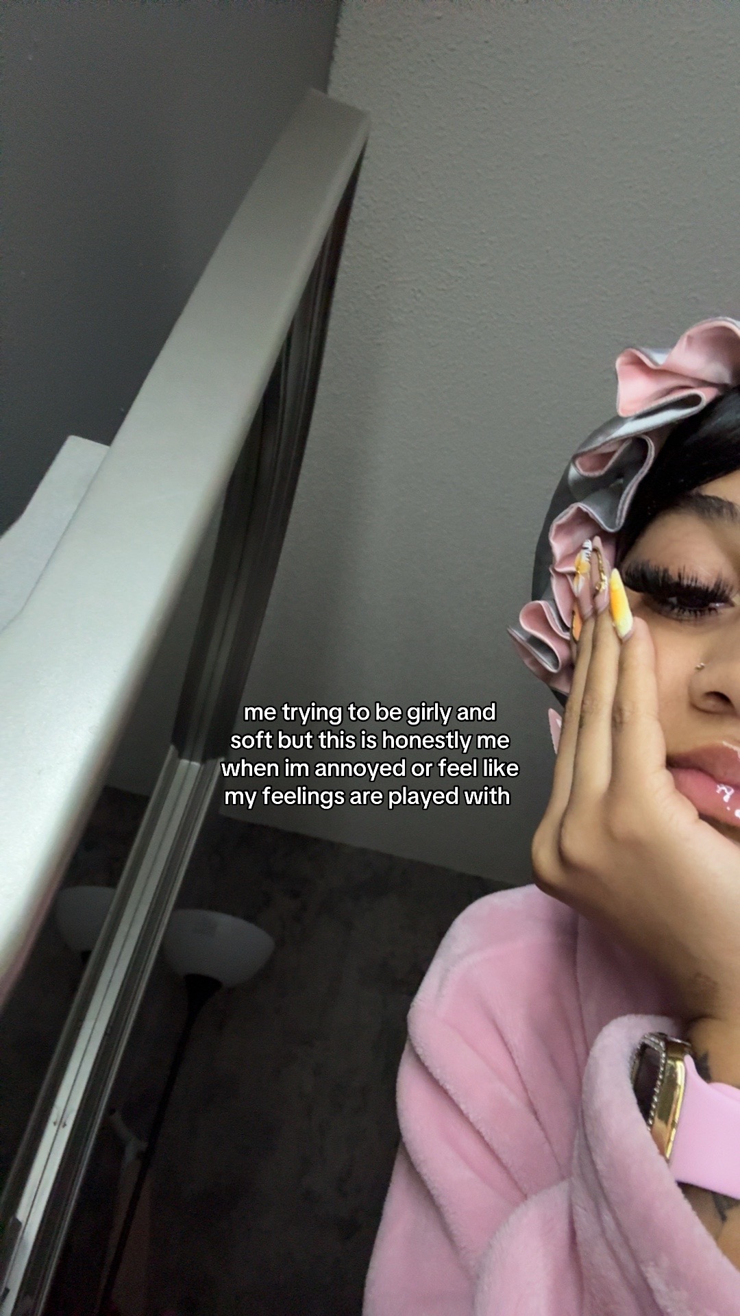 @aniya kemoraa ᥫ᭡