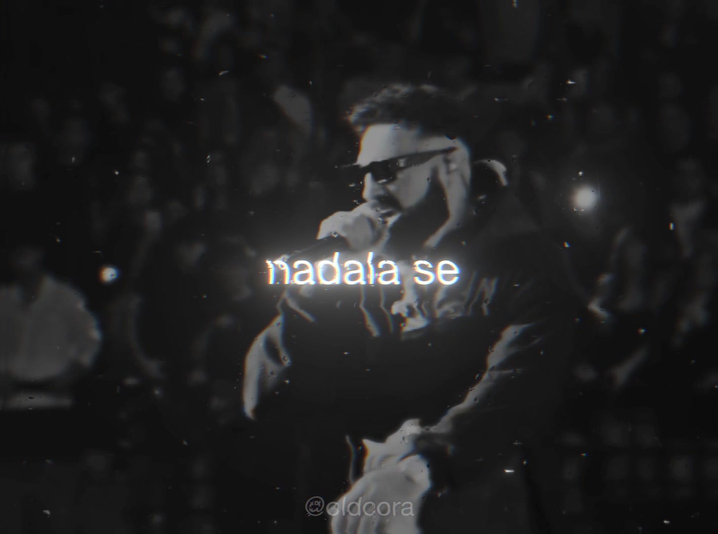 @🦅