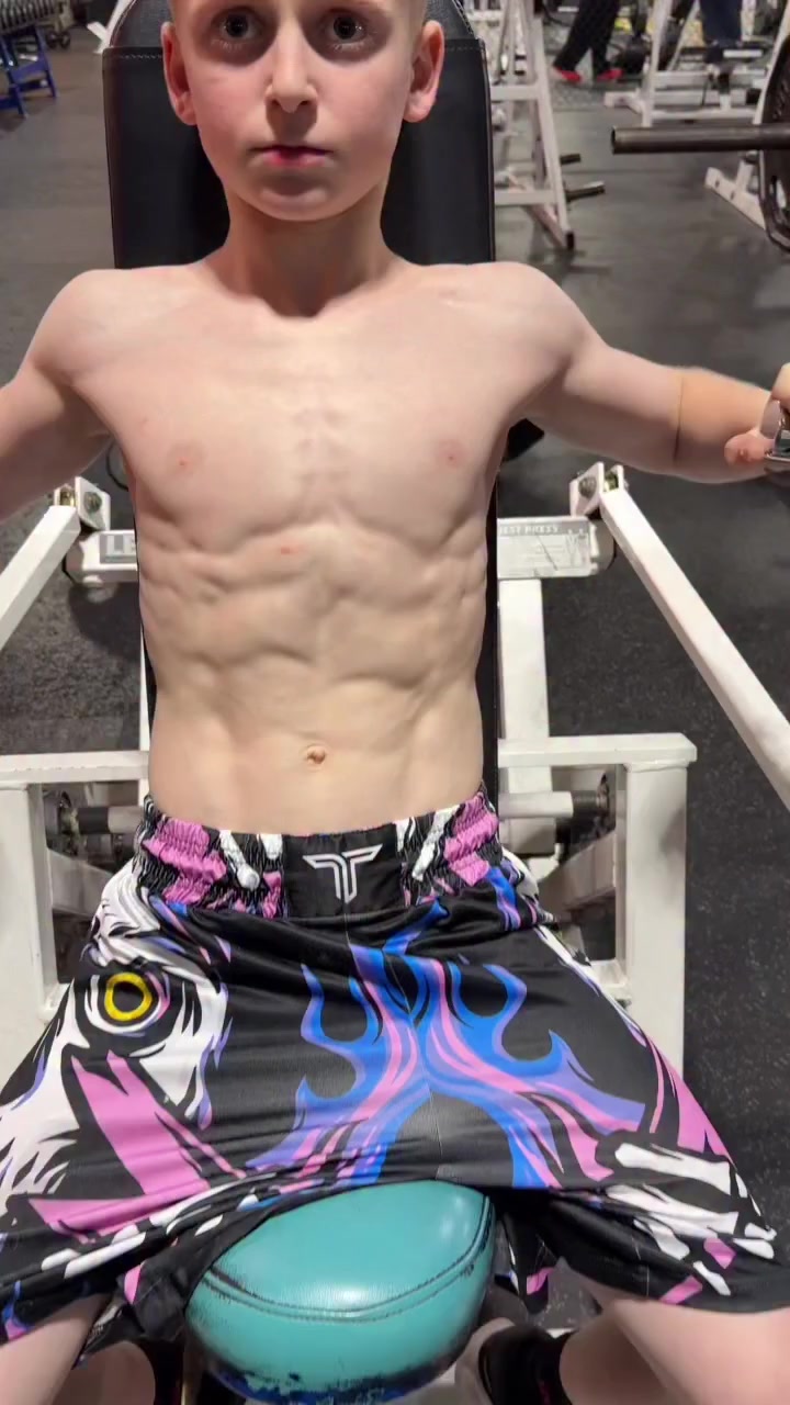 @Twinkboy
