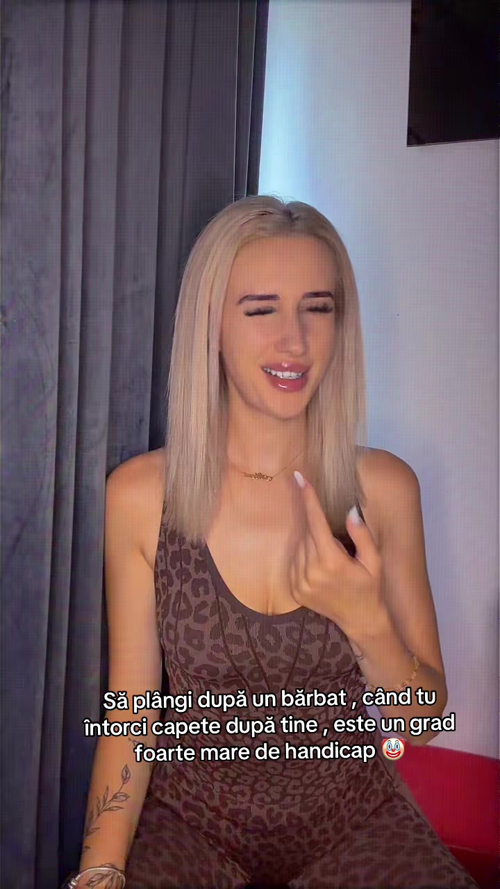 @allexa_denisa