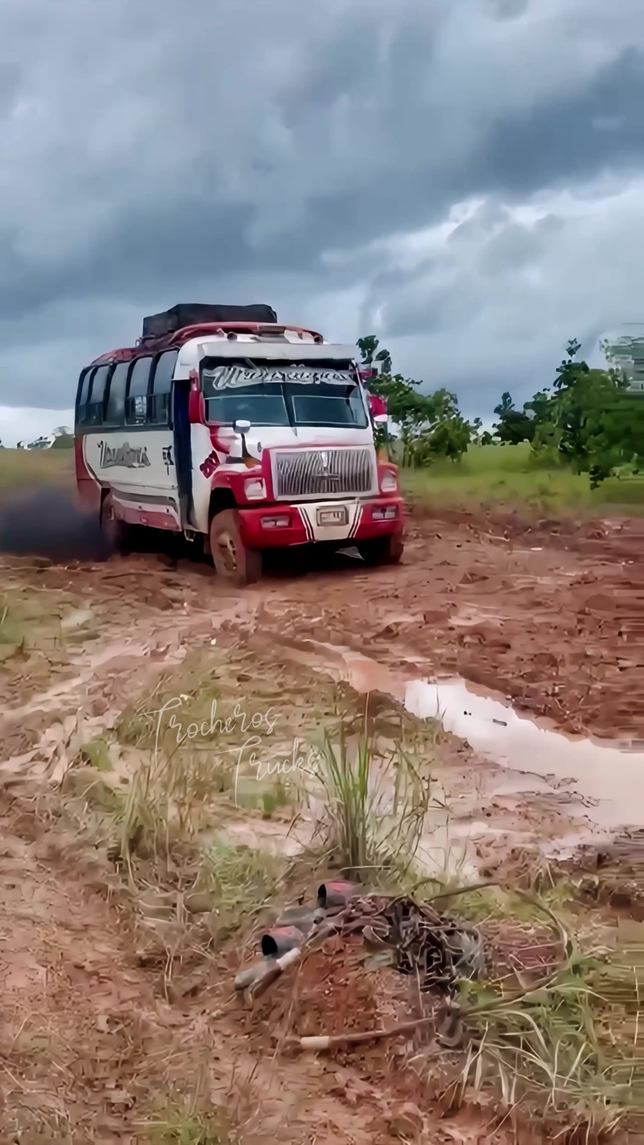 @Trocheros Trucks