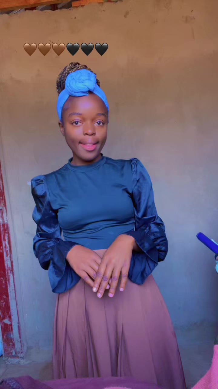 @Khuthadzo