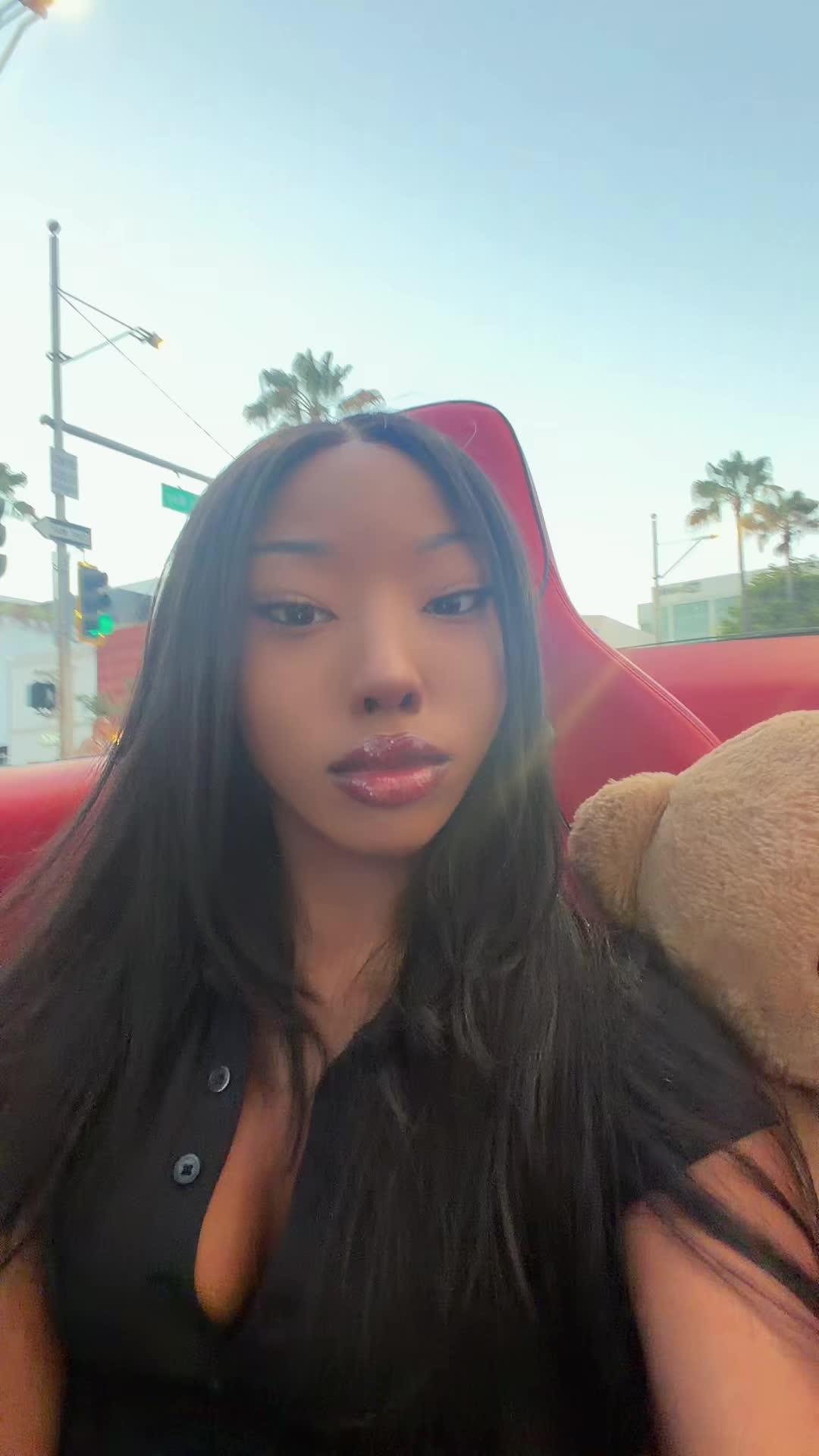 @monraehou