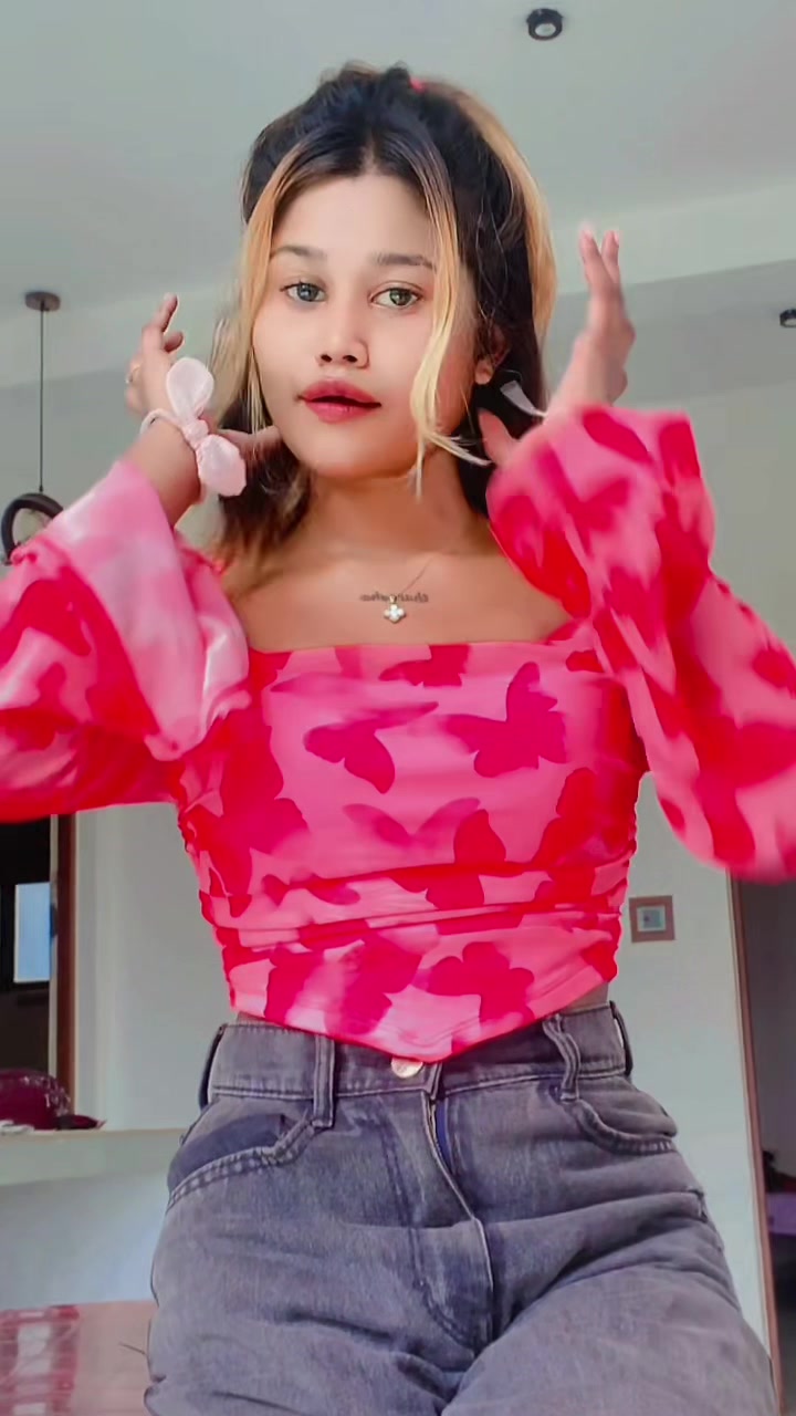 @𝘾𝙃𝙐𝙏𝙄 🌈🤍!
