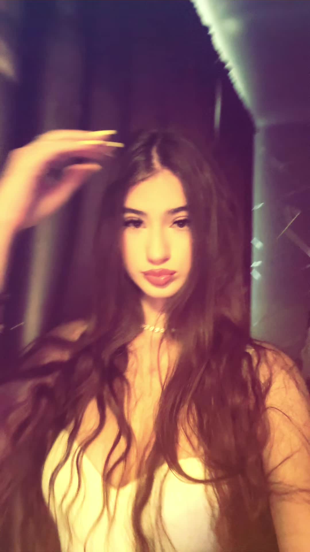 @Ianira
