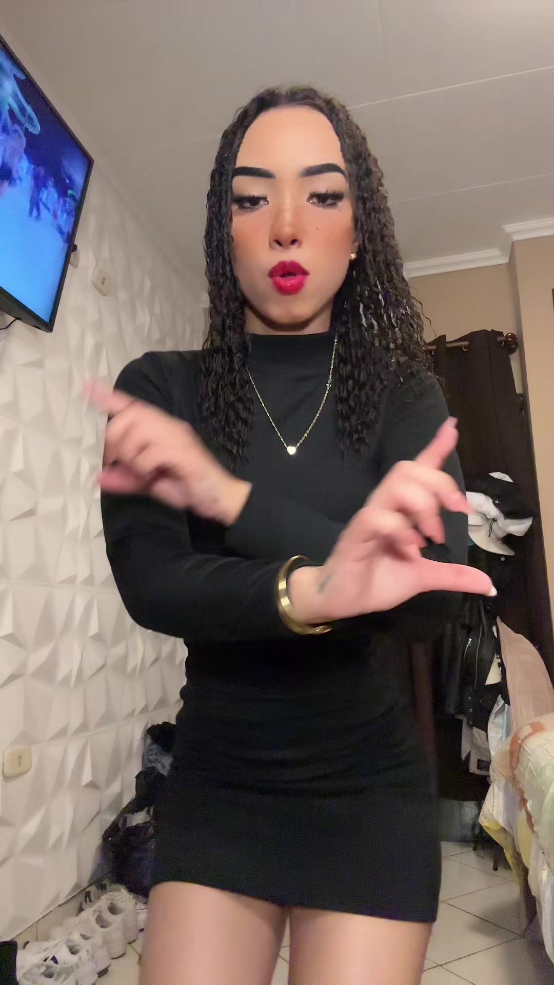 @majov17_
