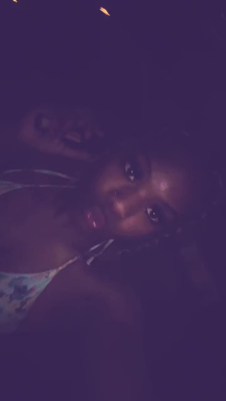 @Itsziahwiththe2gens