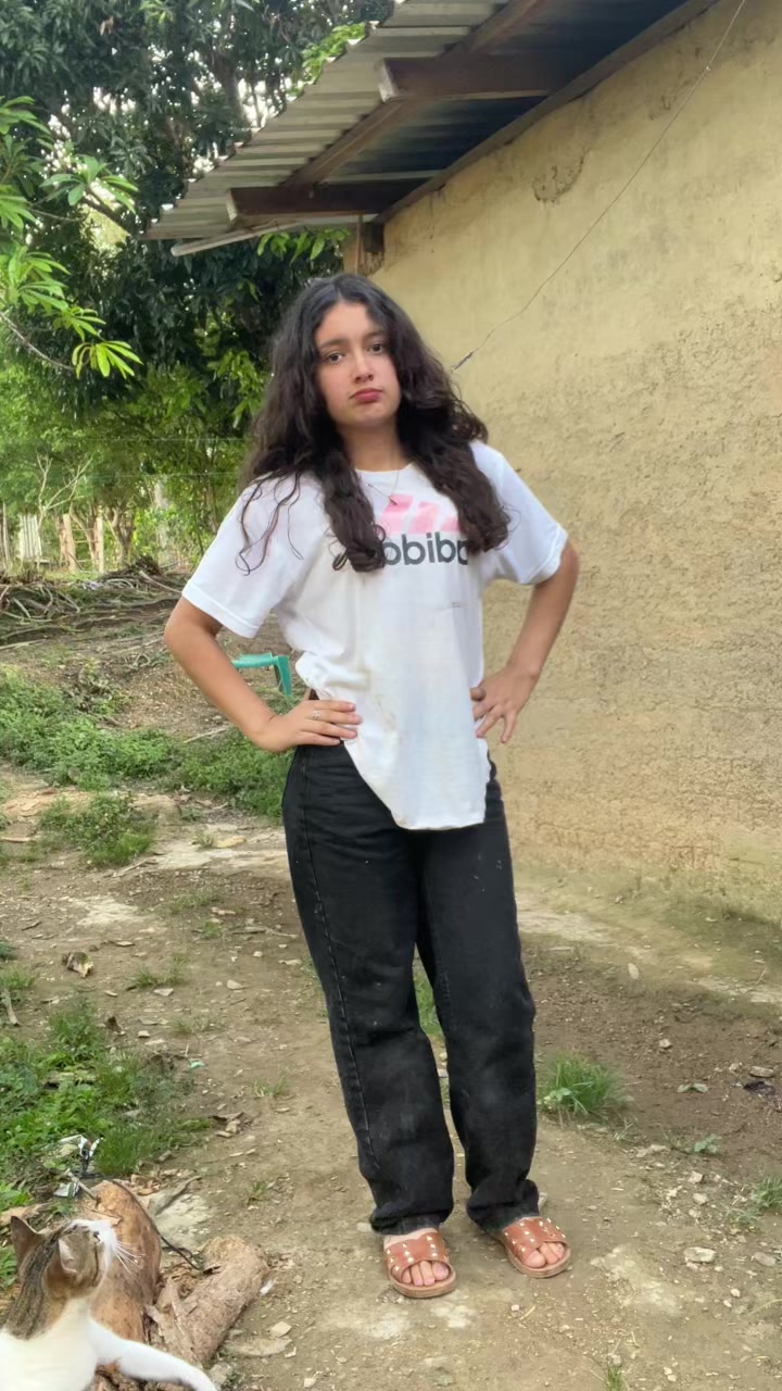@E Y L I N 👸🏻🌷